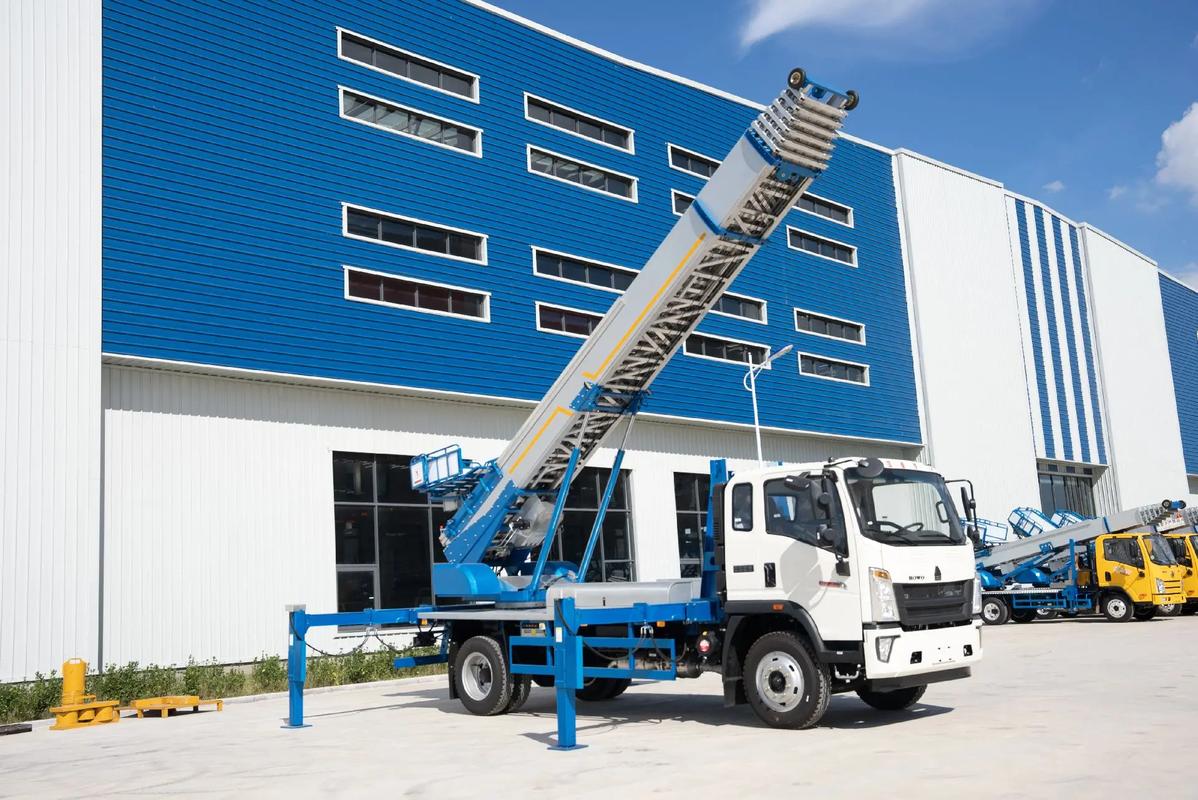 定城镇小型云梯车上料车租赁多少钱