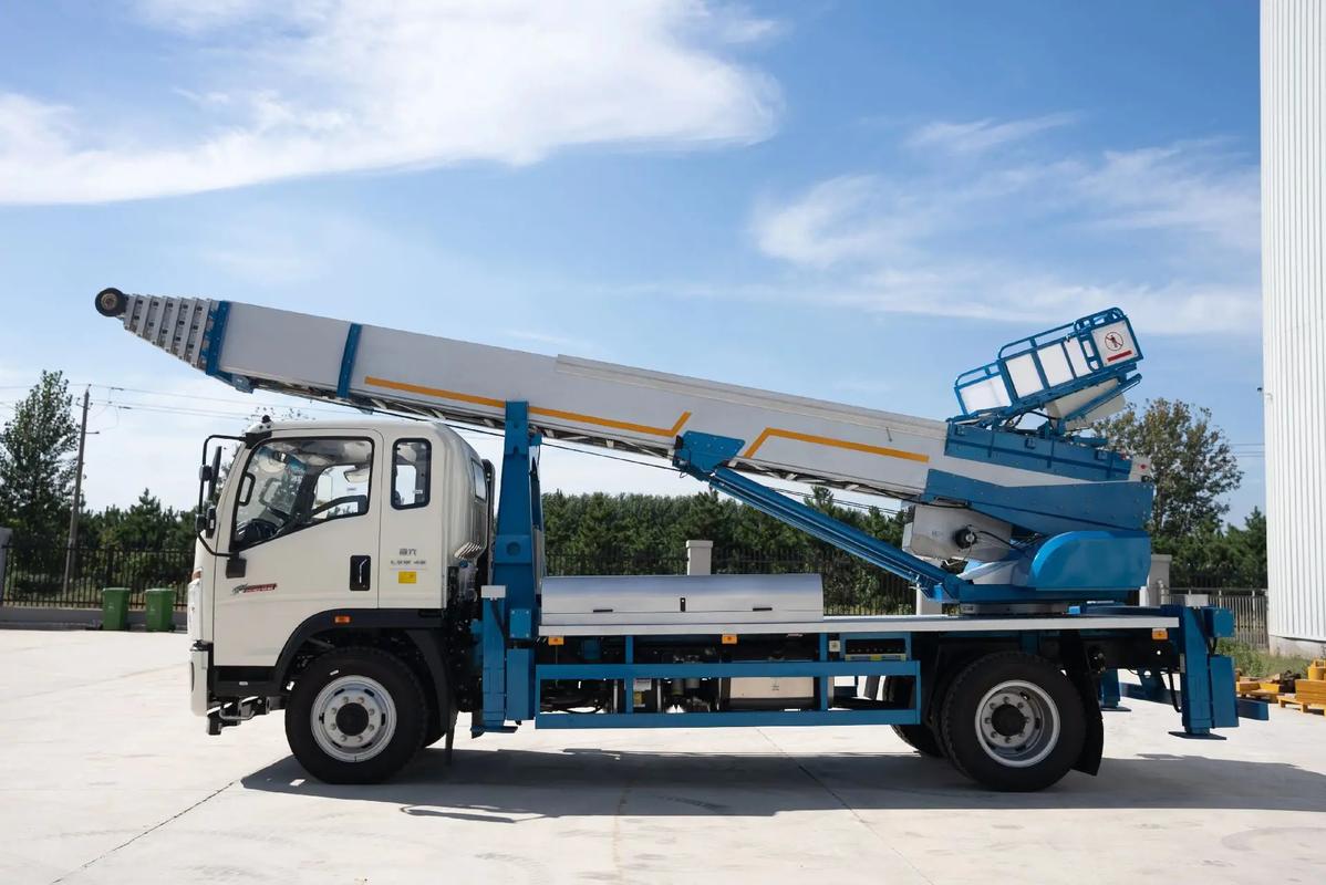 定城镇云梯上料车租赁费用