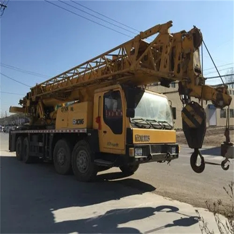 定城镇哪里有专业吊车出租